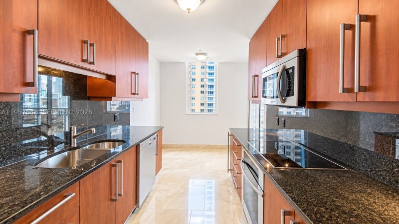 Comprar apartamento no Carbonell 1603