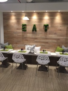 Aluguel de apartamento no Harbour House 1402