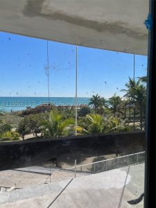 Comprar apartamento no Four Winds Condo 302