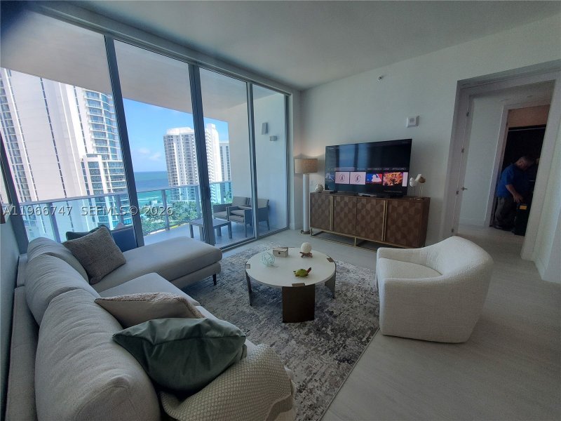 Alquiler de apartamento en Aurora 1402