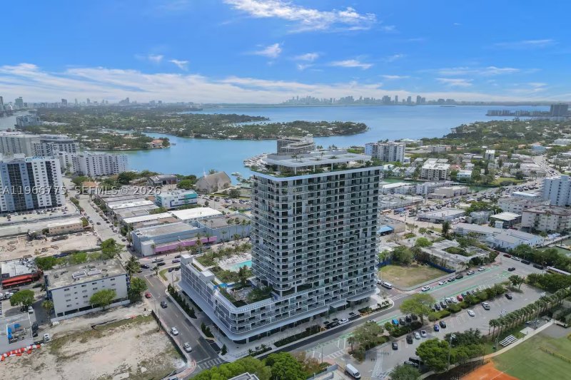 Comprar apartamento en 72 Park Miami Beach 705