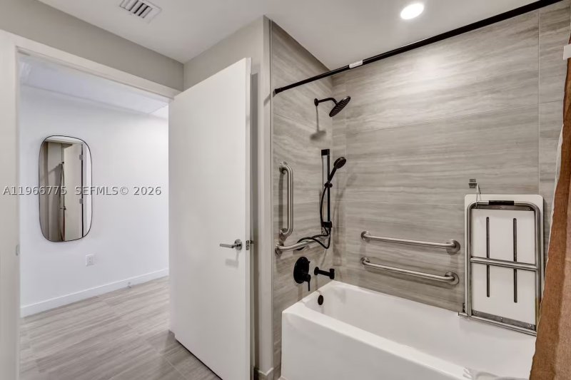 Comprar apartamento en 72 Park Miami Beach 705