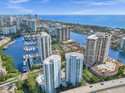 Comprar apartamento en The Parc at Turnberry Isle 1012