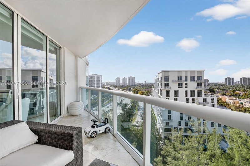 Comprar apartamento en The Parc at Turnberry Isle 1012