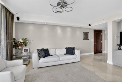 Comprar apartamento en The Parc at Turnberry Isle 1012