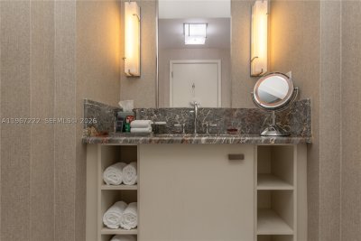 Comprar apartamento no Ritz Carlton Residences Fort Lauderdale Beach H1715
