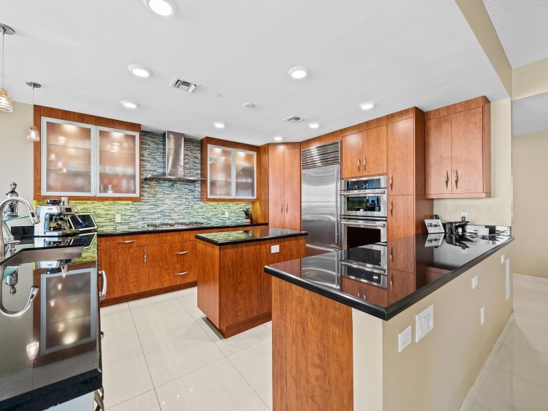 Condo for sale at Positano Beach 505