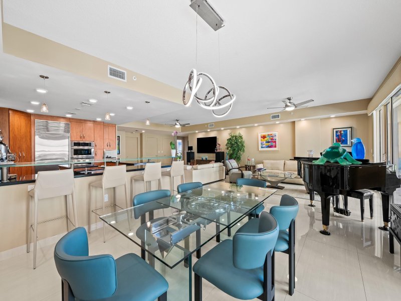 Condo for sale at Positano Beach 505
