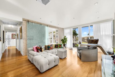 Aluguel de apartamento no Harbour House 102
