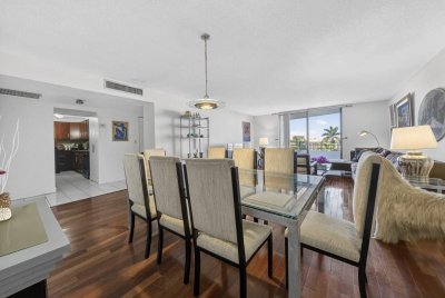 Comprar apartamento en Olympus Towers 406