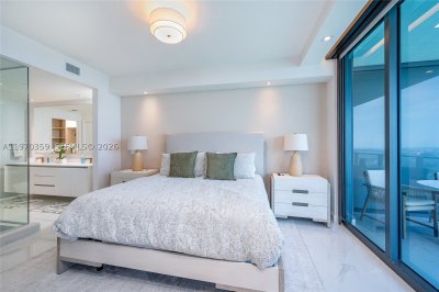 Comprar apartamento no Aria Reserve Miami 4306 S