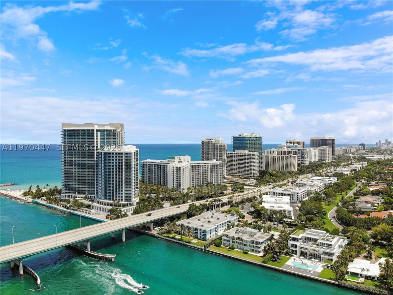 Comprar apartamento en Harbour House PH 1505