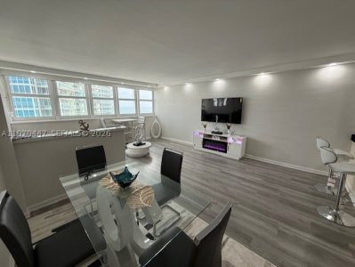 Comprar apartamento en Harbour House PH 1505