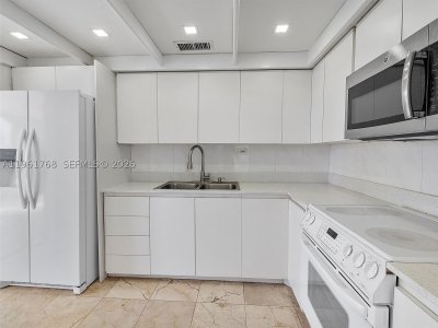 Comprar apartamento en King Cole 1012
