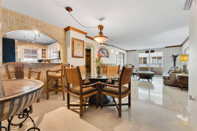 Apartment for rent at Oceanside Plaza 5B