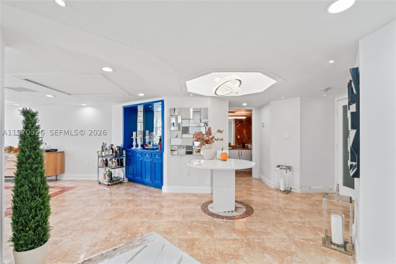 Comprar apartamento no Four Ambassadors 230