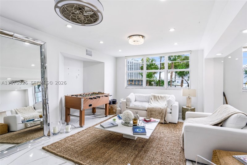 Comprar apartamento no Four Ambassadors 230
