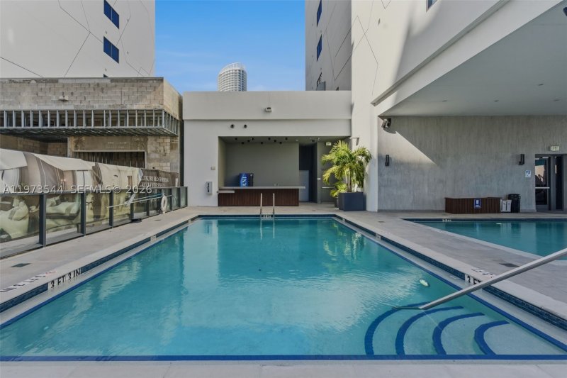 Condo for sale at Smart Brickell III 407
