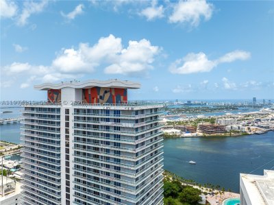 Comprar apartamento no 50 Biscayne 3106