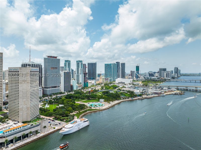 Condo for sale at 50 Biscayne 3106