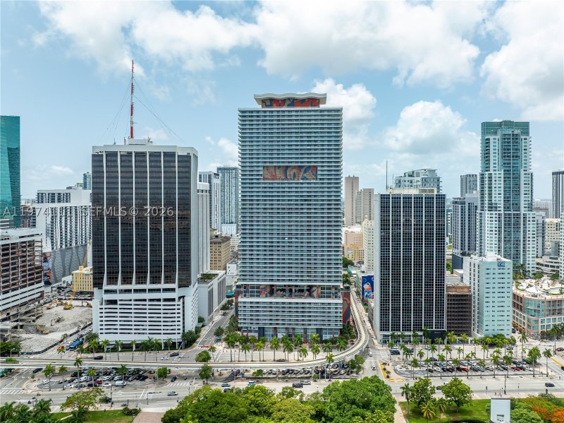 Condo for sale at 50 Biscayne 3106