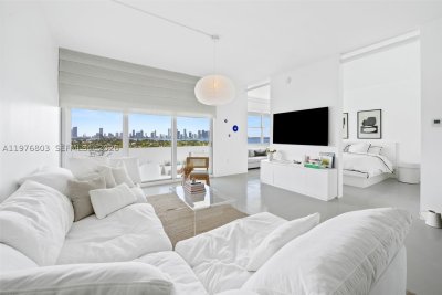 Terrace Towers Apt #PH-G