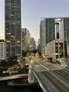 Comprar apartamento no Epic Miami 703