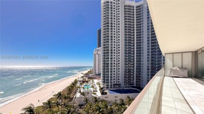 Comprar apartamento no Residences by Armani / Casa 801
