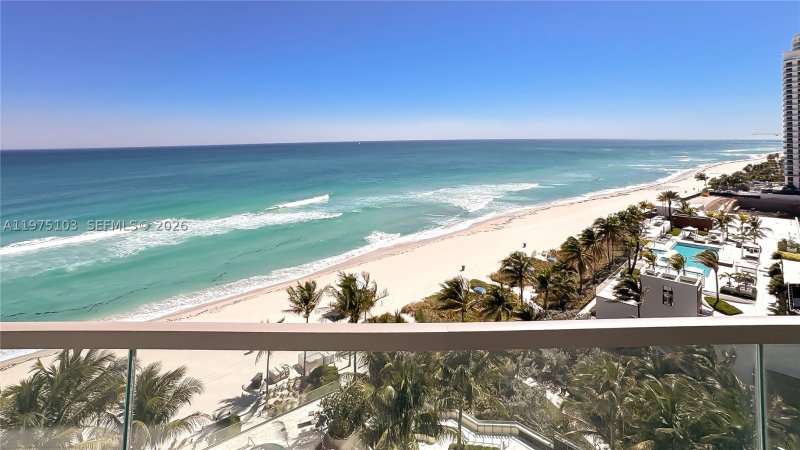 Condo for sale at Residences by Armani / Casa 801