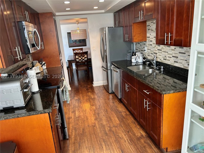 Apartment for rent at Del Prado South Tower 904
