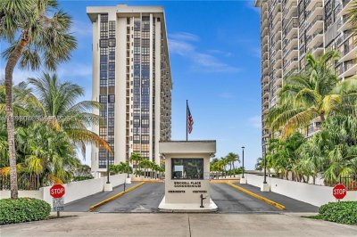 Comprar apartamento no Brickell Place B1407