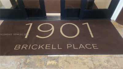 Comprar apartamento no Brickell Place B1407