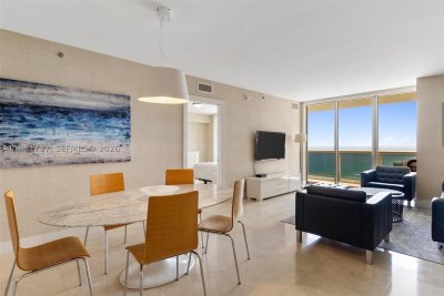 Aluguel de apartamento no Beach Club Two 2904