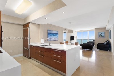 Aluguel de apartamento no Beach Club Two 2904