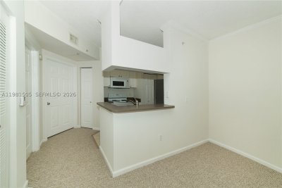 Alquiler de apartamento en Porto Bellagio 4203