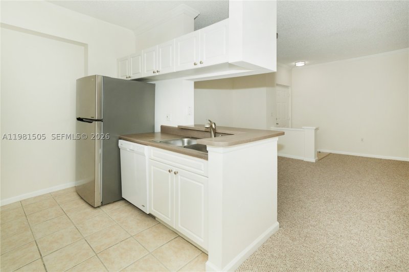 Alquiler de apartamento en Porto Bellagio 4203