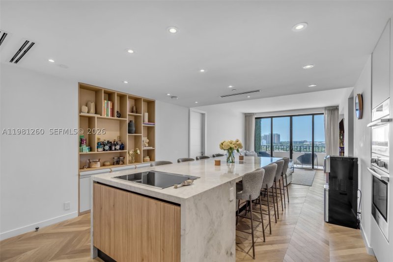 Condo for sale at Key Colony III Emerald Bay 1035