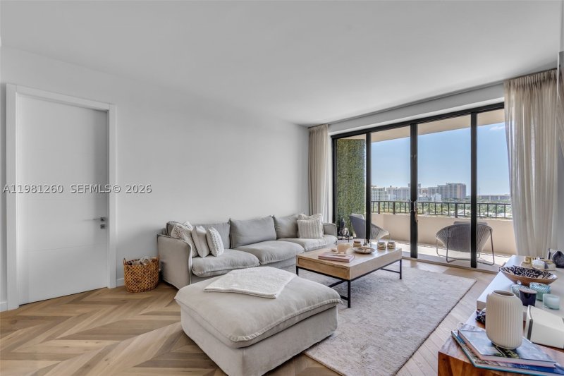 Condo for sale at Key Colony III Emerald Bay 1035