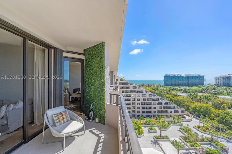 Condo for sale at Key Colony III Emerald Bay 1035