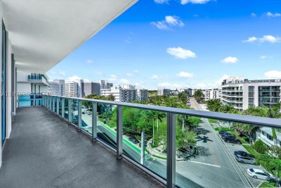 Comprar apartamento en La Baia South 710