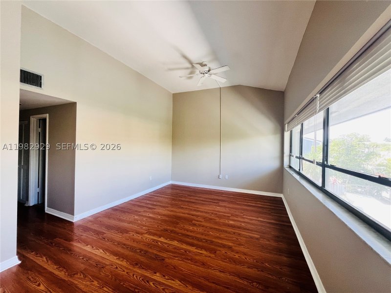 Apartment for rent at Poinciana Island 603