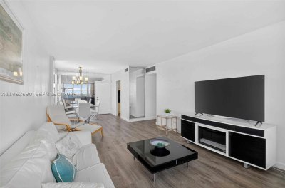 Aluguel de apartamento no Parkview Point 8J