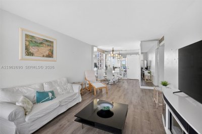 Aluguel de apartamento no Parkview Point 8J