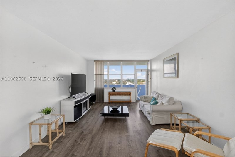 Apartment for rent at Parkview Point 8J
