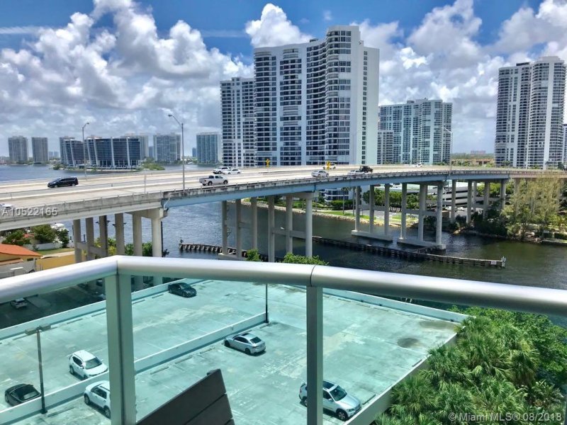 Comprar apartamento no Ocean View 901