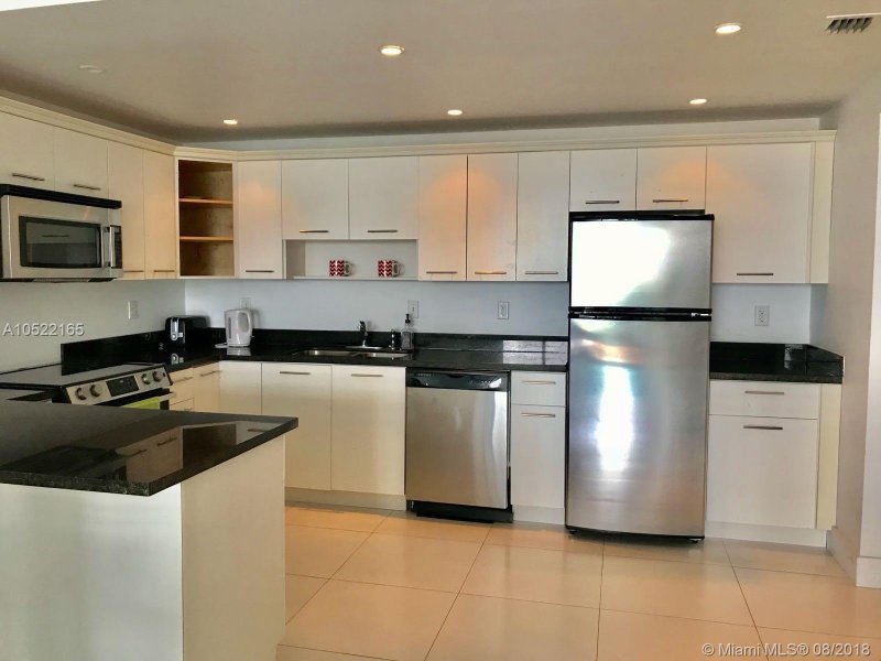 Comprar apartamento no Ocean View 901