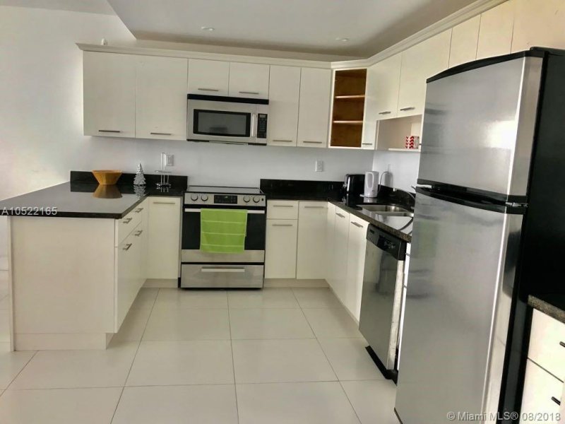 Comprar apartamento no Ocean View 901