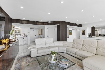Comprar apartamento no 4000 Williams Island 2301