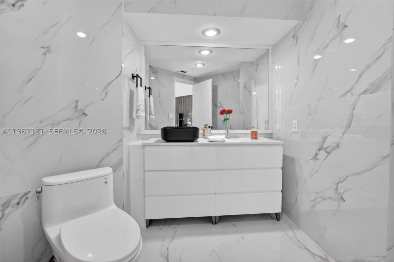 Comprar apartamento en 4000 Williams Island 2301