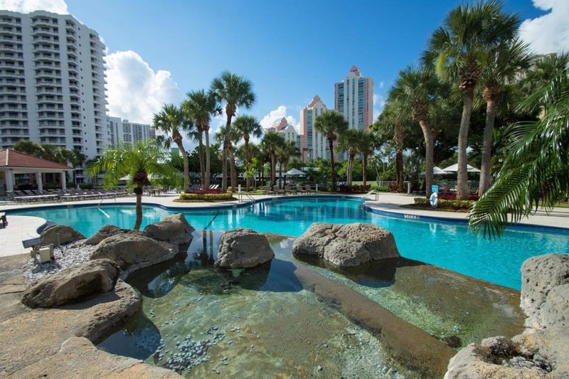 Comprar apartamento en Parc Central Aventura 1901